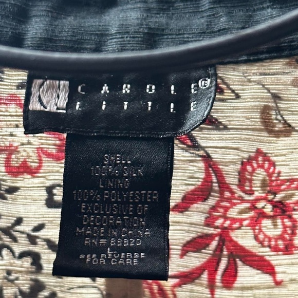 Fun Asian styling blouse - Picture 2 of 4